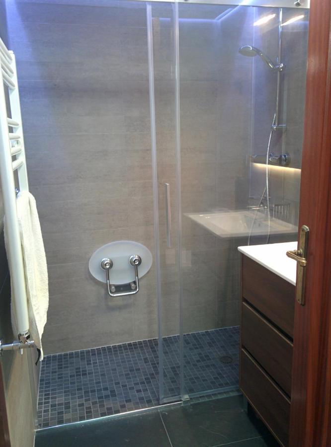 Apartamentos Zarautz Playa, Con Piscina Y Garaje Luaran gambar