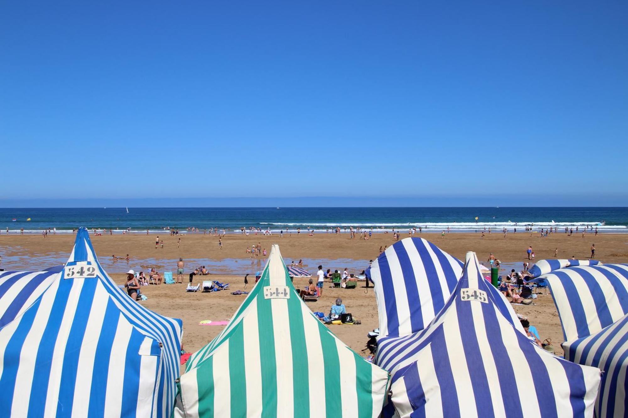 Apartamentos Zarautz Playa, Con Piscina Y Garaje Luaran gambar